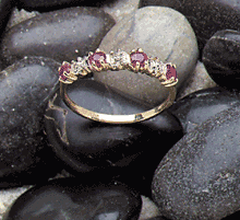 Image of 10K GOLD RUBYDIA. RING - Size 05